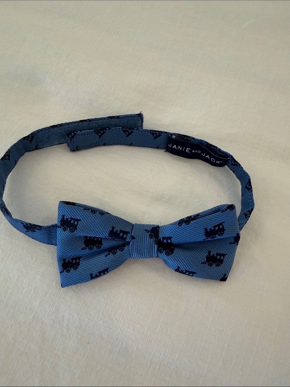 Janie and Jack Blue Bow Tie with Navy Train Print